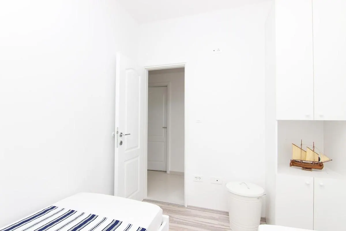Apartment Lu Split 0*,  Hırvatistan